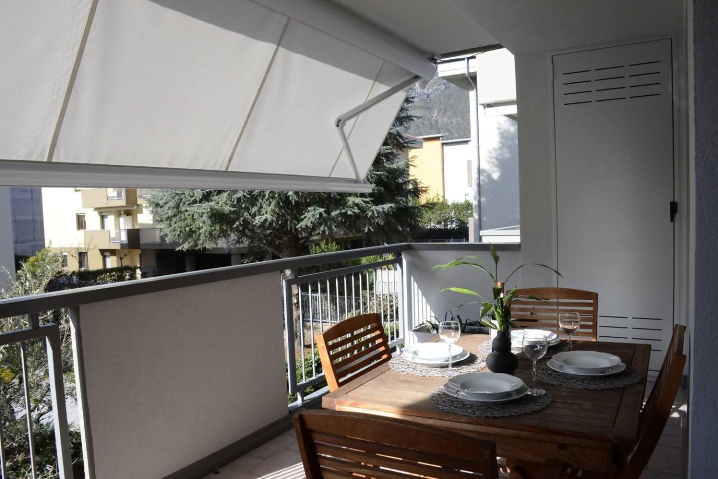 Appartamento Peler13 Con Balcone E Parcheggio Riva del Garda Ngoại thất bức ảnh