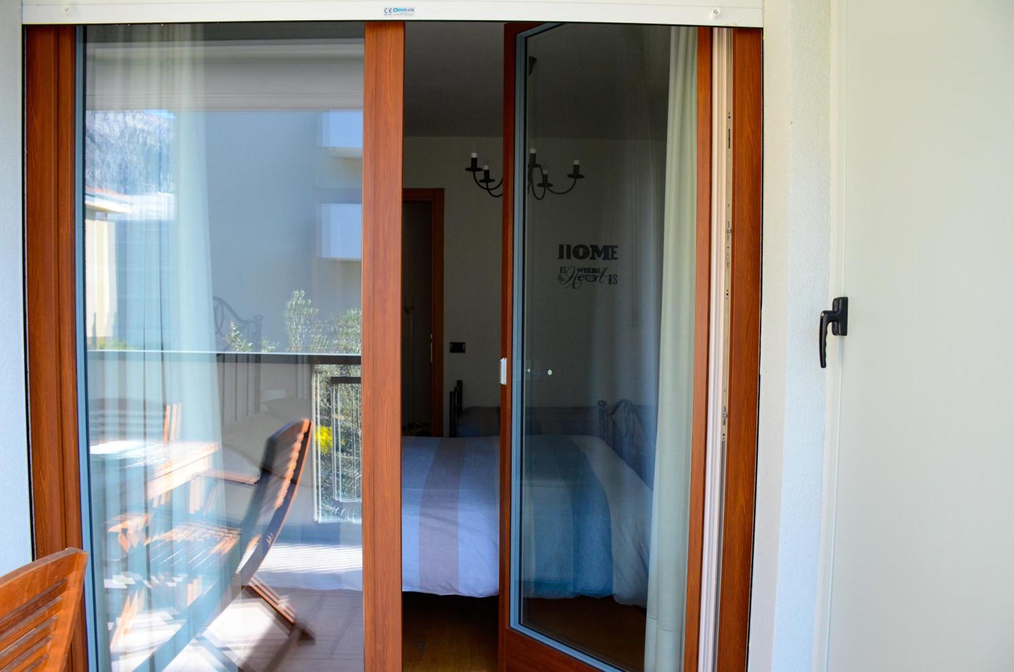 Appartamento Peler13 Con Balcone E Parcheggio Riva del Garda Ngoại thất bức ảnh