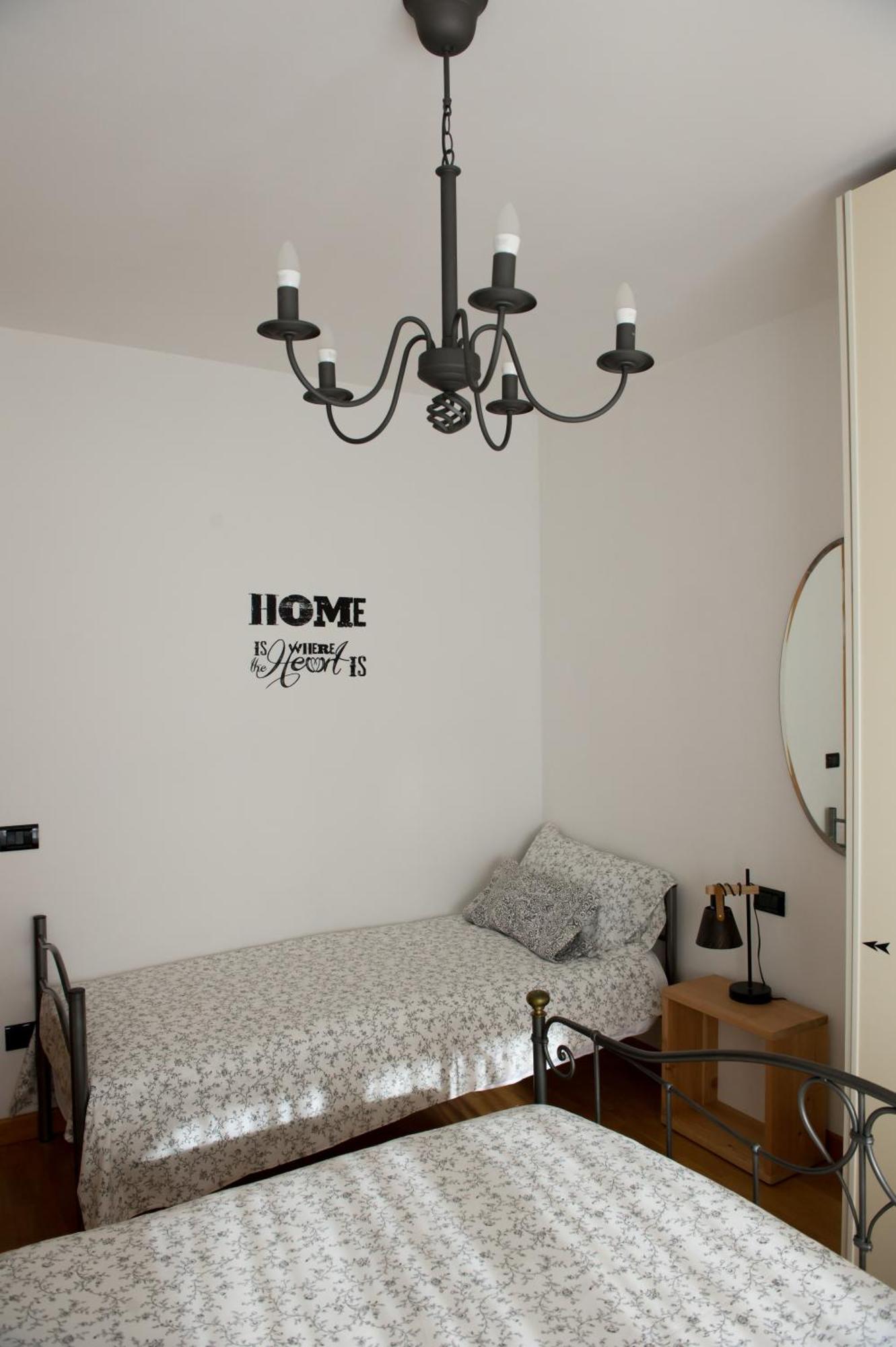 Appartamento Peler13 Con Balcone E Parcheggio Riva del Garda Ngoại thất bức ảnh
